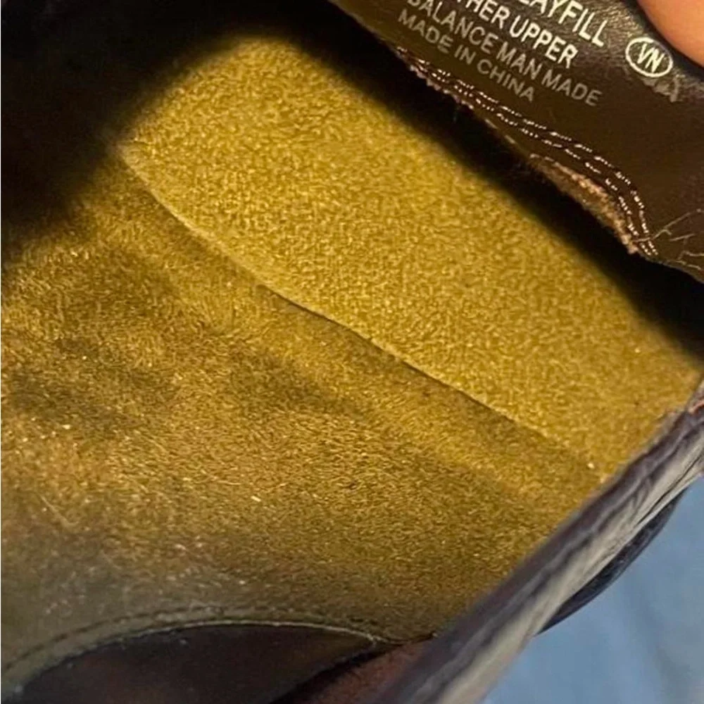 AEROSOLES Croc-Embossed Dark Brown Leather Loafers 8.5 Square Toe - Picture 7 of 7